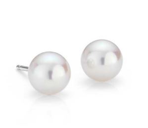 Read article: How To Clean Pearl Jewelry