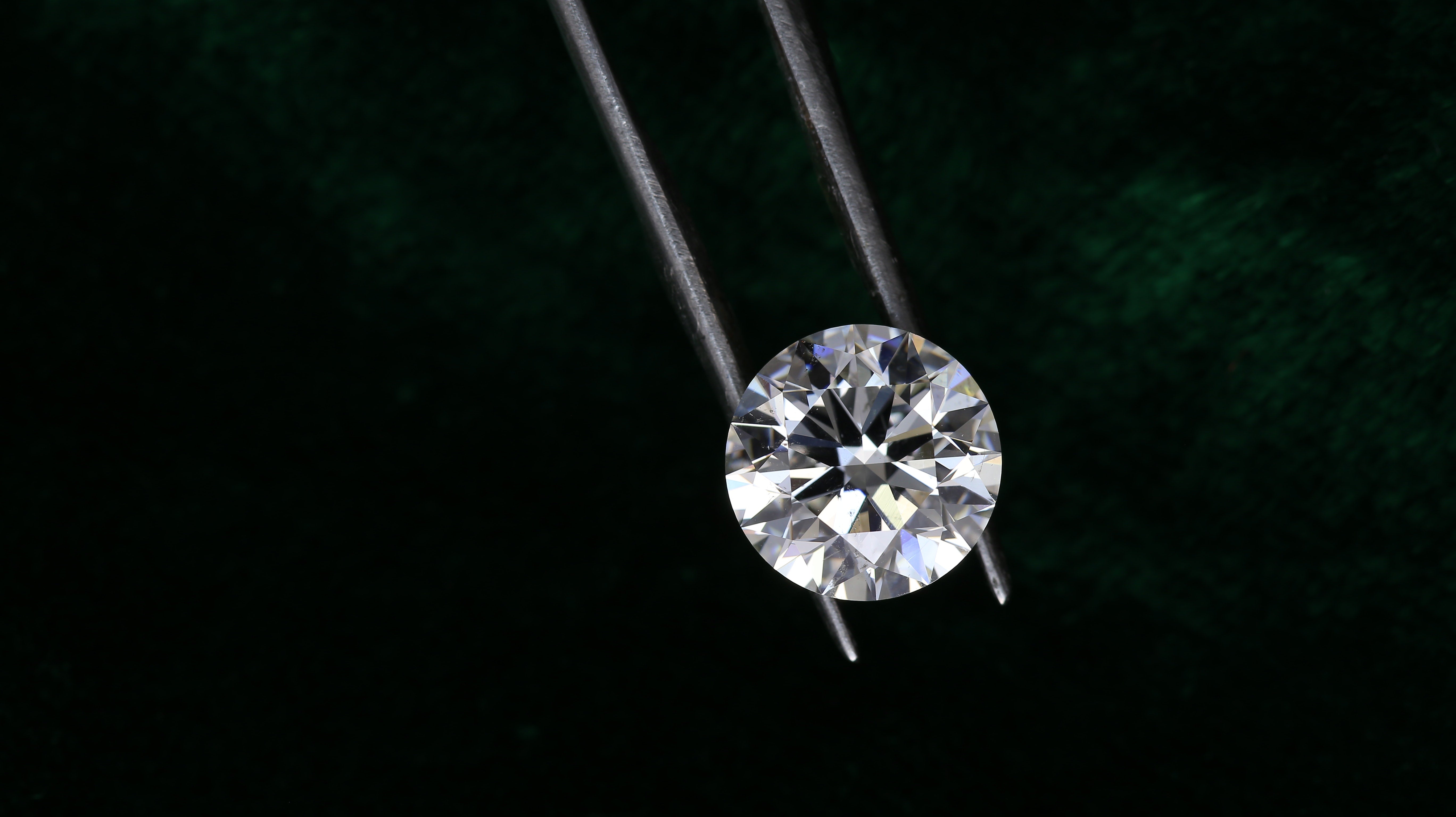 Read article: Which Diamond Cut Sparkles The Most?